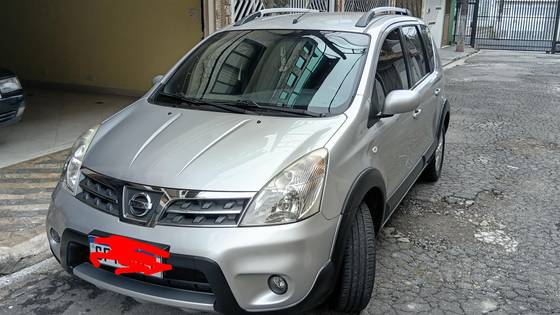 NISSAN LIVINA 1.8 SL X-GEAR 16V FLEX 4P AUTOMÁTICO NISSAN LIVINA 1.8 SL X-GEAR 16V FLEX 4P AUTOMÁTICO